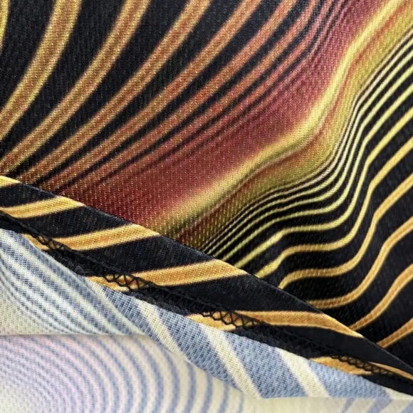 UNISex Graphic design shirt - Picture 5 of 5